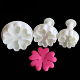 CLOVERS FLOWER CUTTERS SET